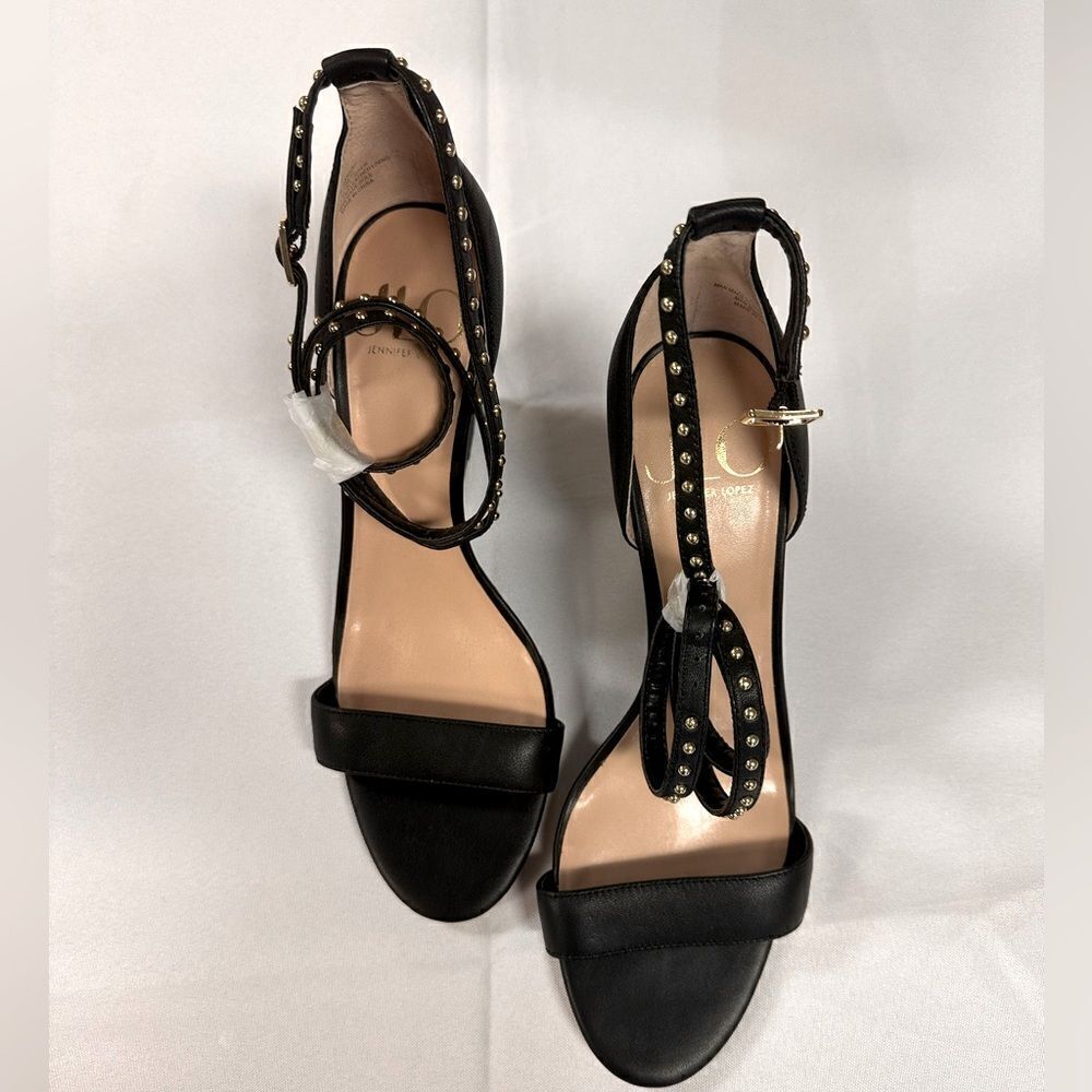 JLO StuddedโAnkle Wedge Size 10โNIB